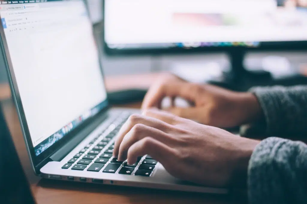 Business Law expert drafting a Privacy Policy for a small business website.