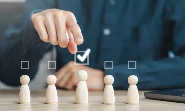 Legal considerations when hiring new employees in Australia